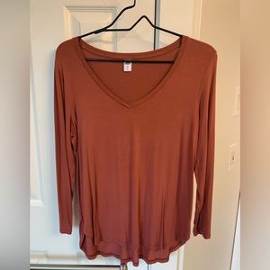 Bundle of two 3/4 sleeve old navy LUXE fall tops. Medium